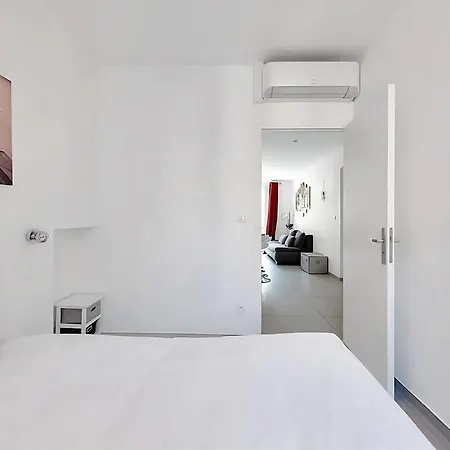 Apartamento 2 In The Heart Of Cannes